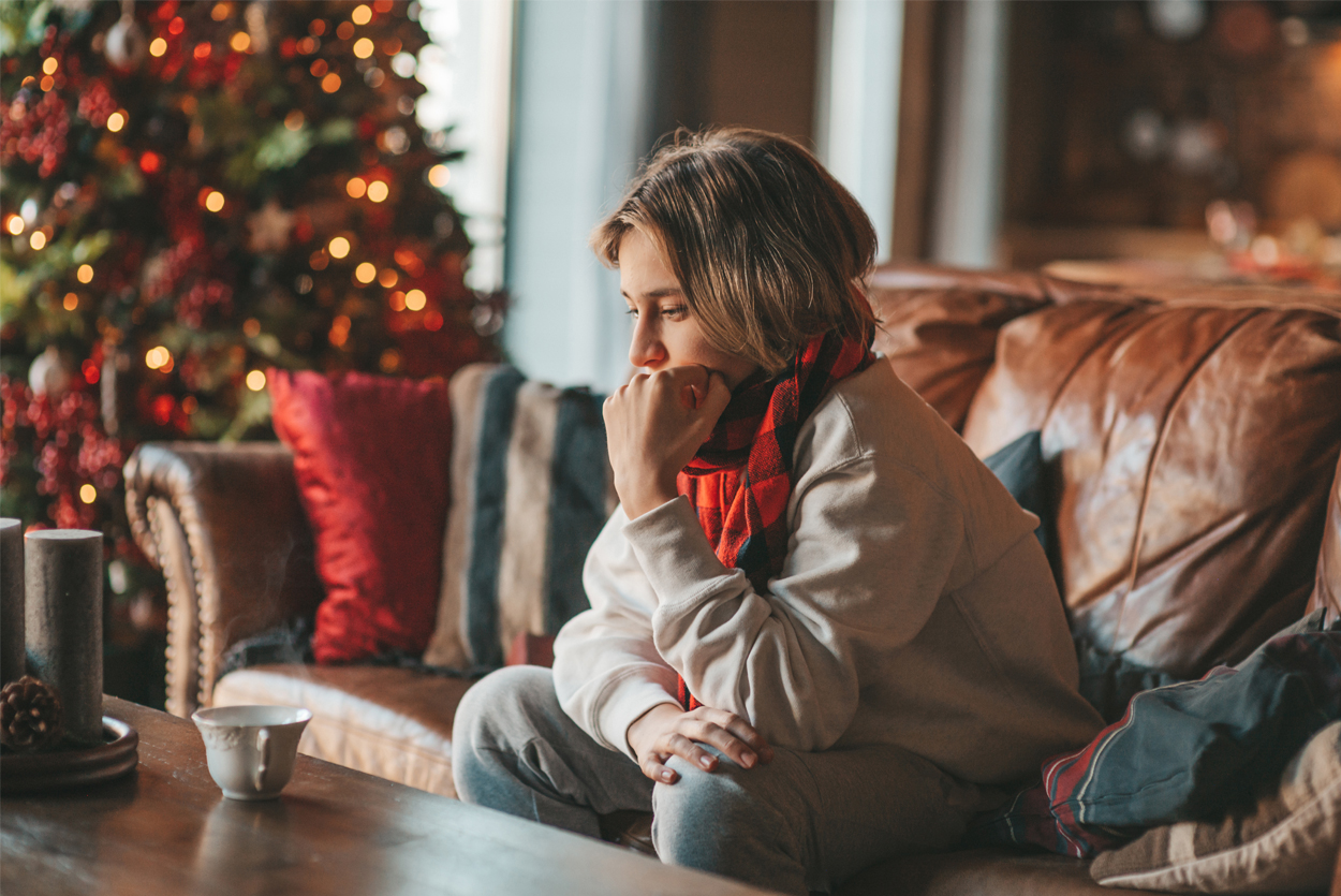 6 Ways to Navigate Grief During the Holiday Season