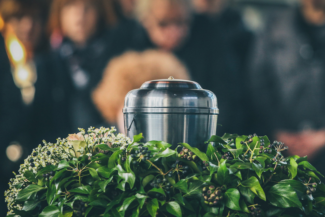 Pros and Cons of Direct Cremation: A Comprehensive Overview